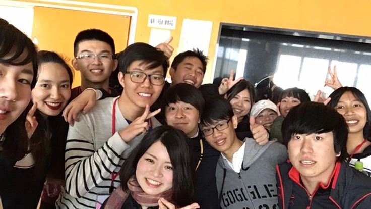 学生の海外チャレンジ応援のために英語スピーチコンテストを開催