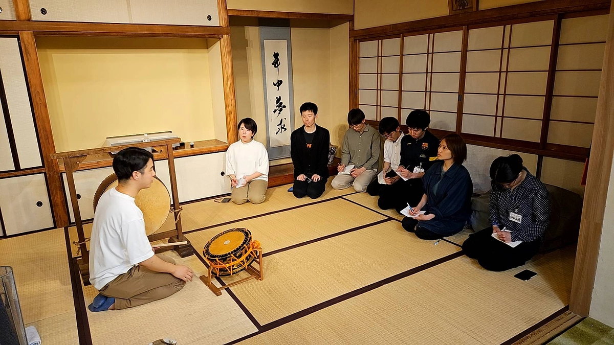 前座を対象とした「太鼓教室」が開催されました。