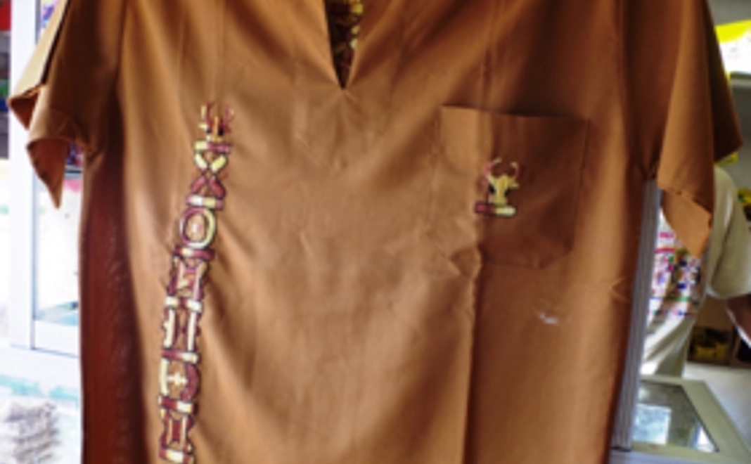 障がいを持つお母さんからの手紙＆障がいを持つみんなが作った刺繍入りシャツ