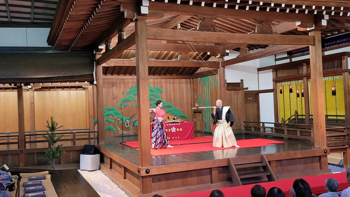 舞台鑑賞（サポートスタッフとして）