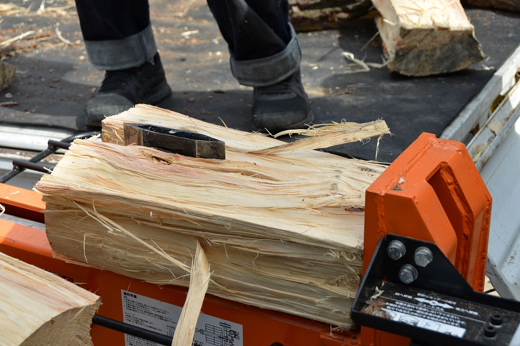 薪割りしました🪵🪓