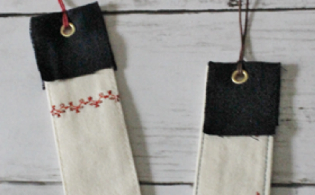 心を込めて作ったしおりをお送りします