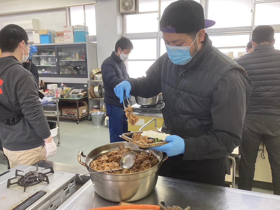 炊き出しの様子