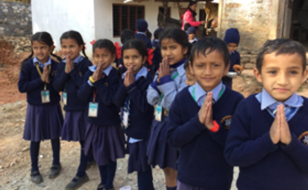 【学生対象】　　全額活動費にあてさせていただきます