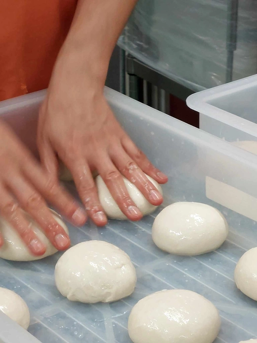 ピッツア生地づくりを見学しました🍕
