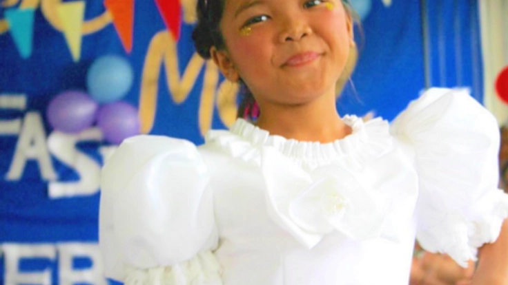 フィリピンの子どもたちと「夢」を描くファッションショー開催!