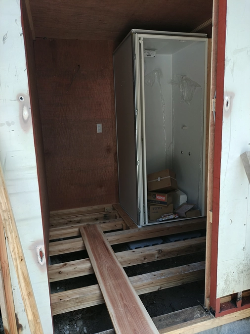 シャワー棟に着手！！【20日目】