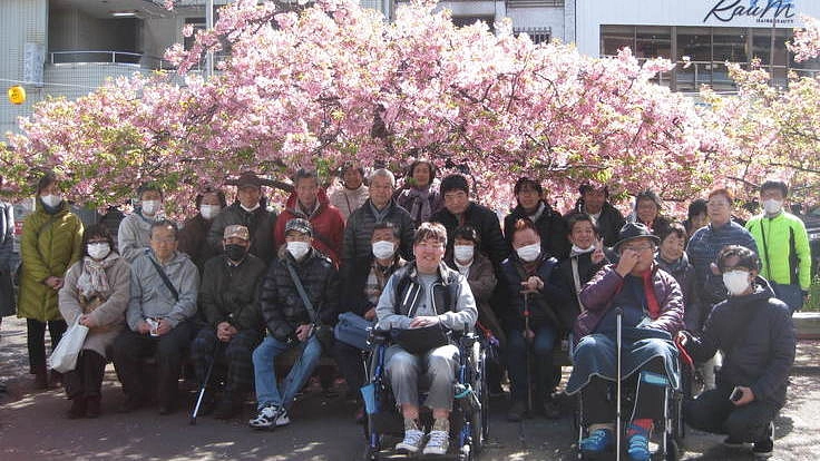 中途障害者に特化した作業所を開設し、はたらく場をつくる。