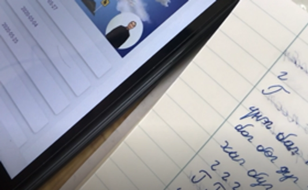 サンクスレターとモンゴルの大自然の写真（10枚）