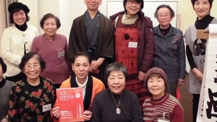 高齢者向けフリーペーパーを増刷し、たくさんの人に届けたい！