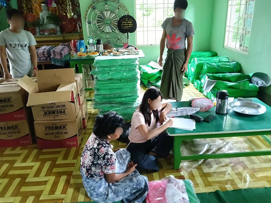 生活物資配布対象者を決定し、配布物資のニーズ調査を進めています。