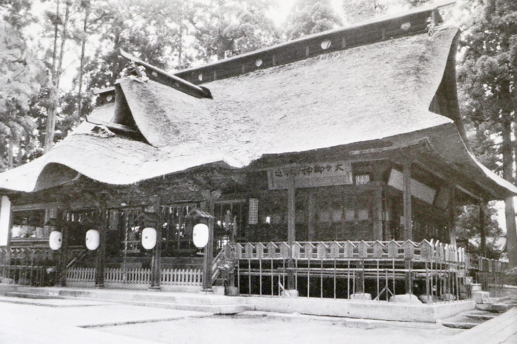 【支援者90名を超えました】御礼と拝殿の茅葺屋根についてのご紹介