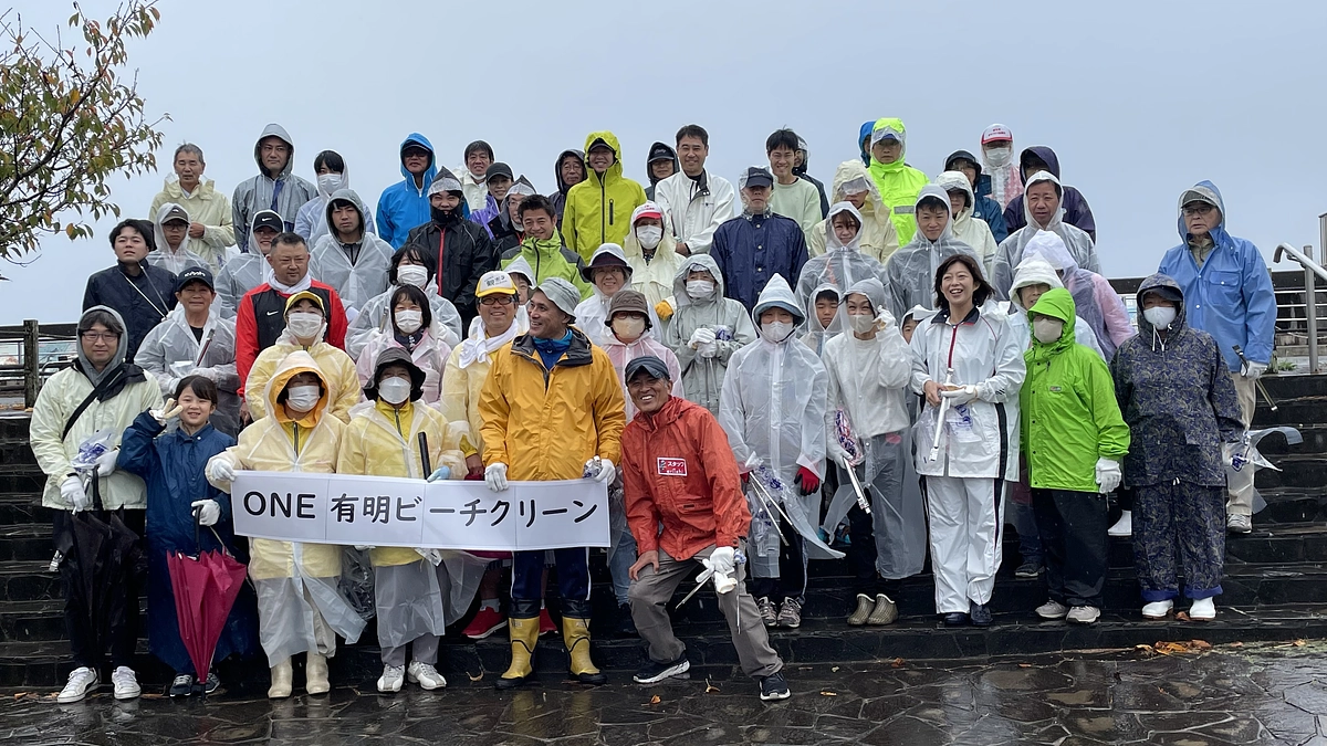 １０月８日、佐賀東よか干潟にてビーチクリーンを実施致しました！