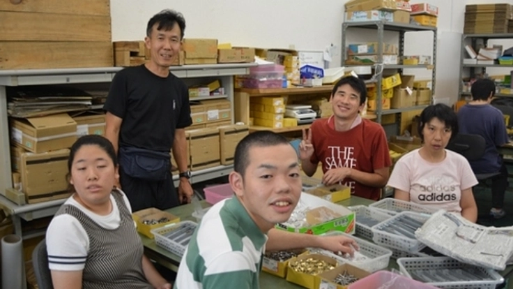 楽器づくりで、不安定な障がい者施設での賃金を改善させたい！