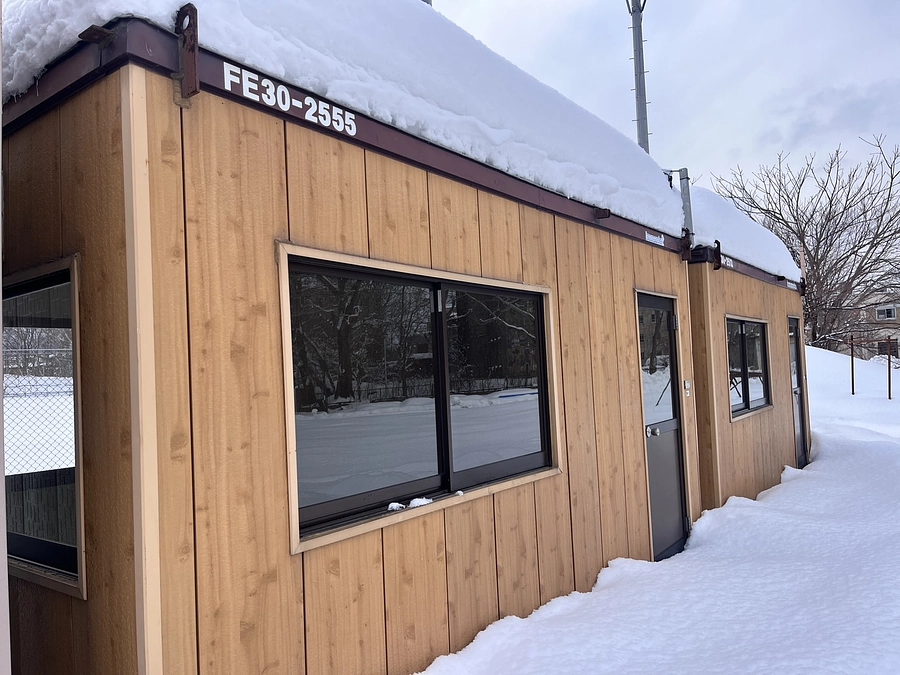 【進捗報告④】プレハブの建て替え・外周フェンスの改修が完了しました！