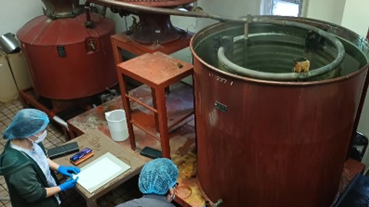 山梨大学ブランデー製造プロジェクト：甲州ワインの蒸留