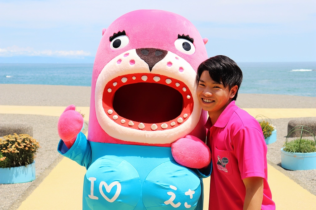 ＼祝！支援者数500名突破／