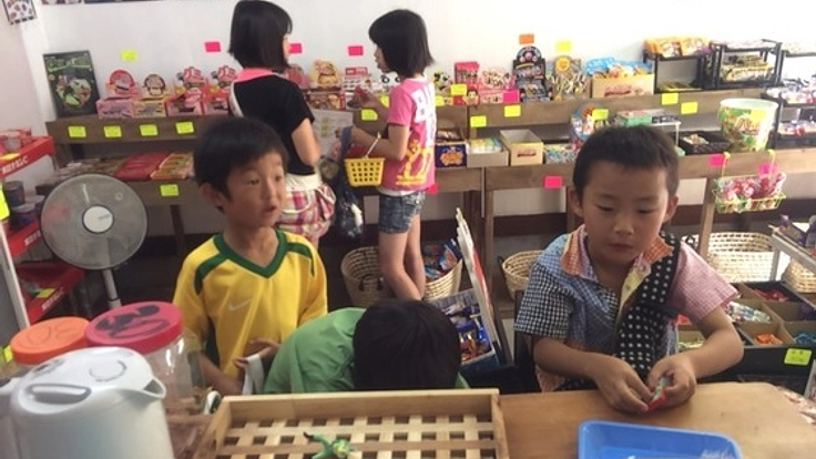 子供たちのために駄菓子屋を残していきたい