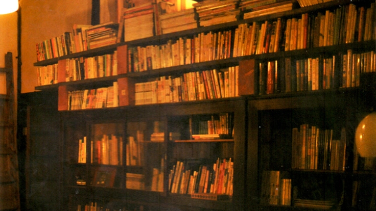 眠っている3000冊以上を整理し、料理本専門の図書館を作る!