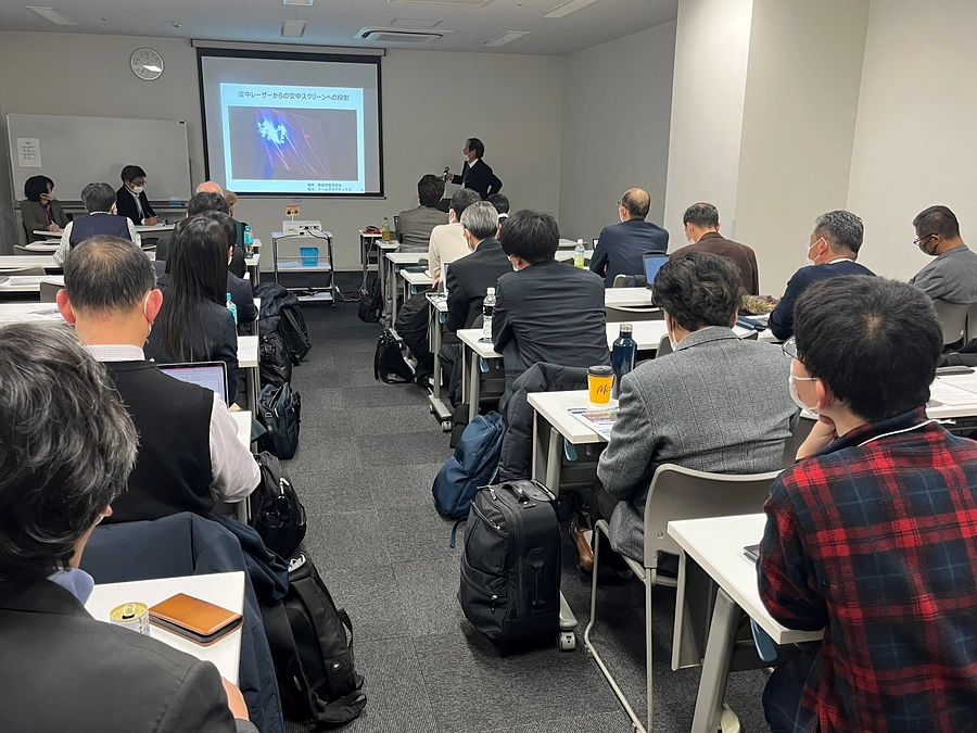 レーザー学会にて講演しました。