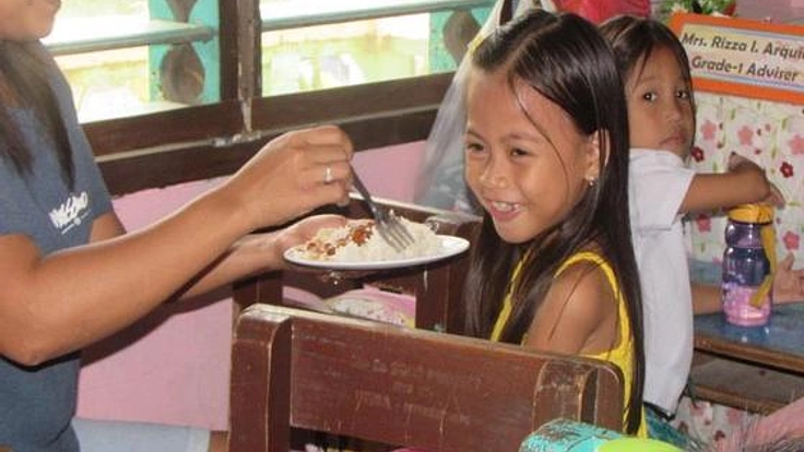 フィリピンの子供たち149人に栄養価の高い給食を！