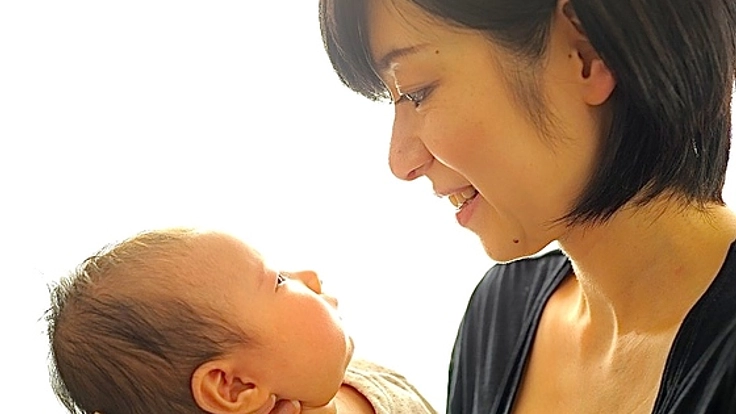 母の育児不安を解消する子育て支援webサービスやイベントを！
