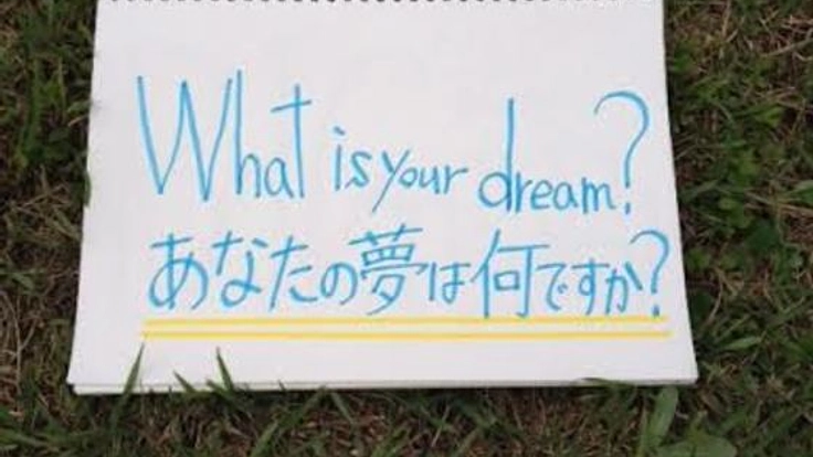 100人以上の夢をスケッチブックに書き、夢と向き合ってもらう