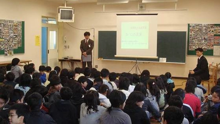 若い喫煙者にタバコの正しい知識を伝えていく