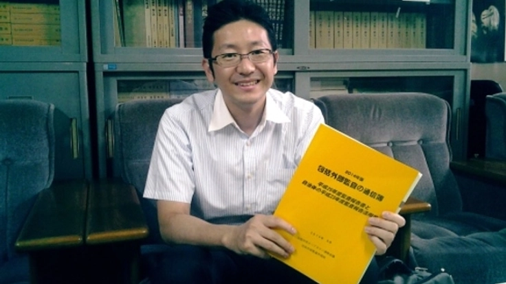 市民オンブズマン作成の冊子で、自治体の無駄遣いをなくしたい！