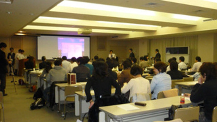 呼吸器の専門医による医学研究会と若手医療従事者の研修会の開催