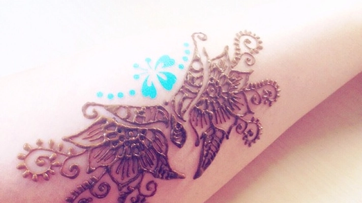 古代よりボディアートとして伝わるメヘンディのお店をオープン