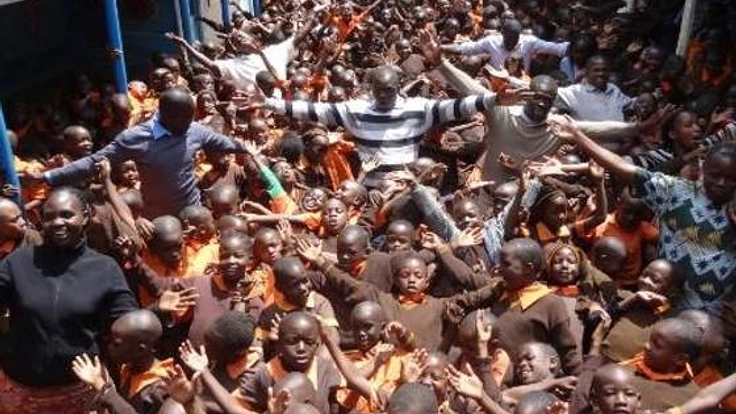 キベラスラムの小学校創設者のトークイベントを開催したい!