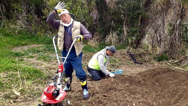 超高齢化の島・宮城県網地島の休耕地を開墾し、農業から元気に!