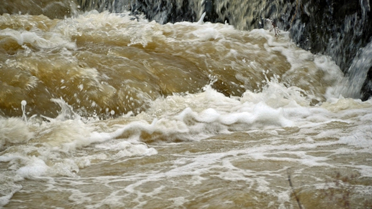 突然の水害からあなたを守る「ECO」な土嚢を制作したい！！