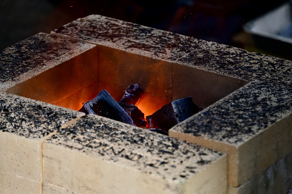 砂鉄を用いた製鉄実験