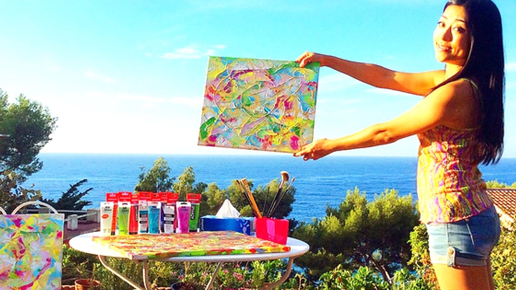 パリで海外初の個展を開き、支えてくれた両親に晴れ姿を見せたい