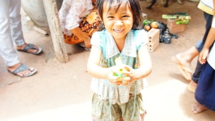 音楽の授業のないカンボジアの子供100人の音楽演奏会を開く！