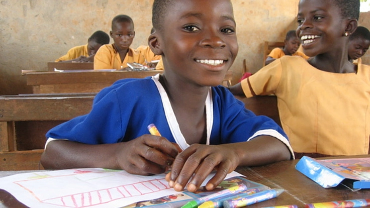 ガーナ120人の子どもに学用品を届け、家族100世帯に農業トレーニングを行う！