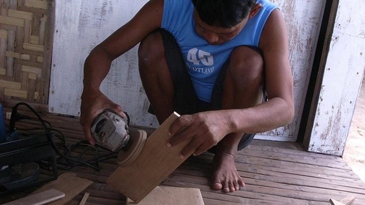 「カオハガン島」に住む島民の自立支援のために木工房を作りたい
