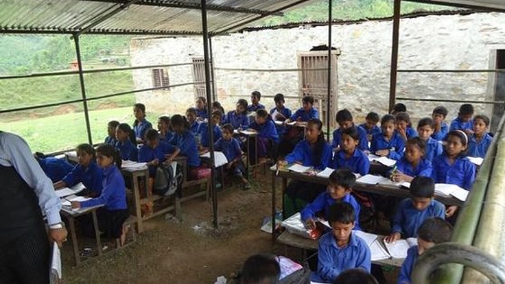 ネパール大地震の被災地に子供のための仮教室を建てる！