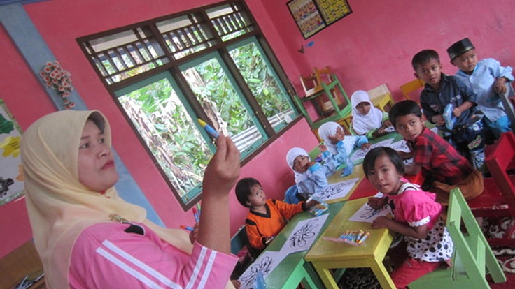 インドネシアから先生を日本に呼んで、村のゴミをゼロにしたい！