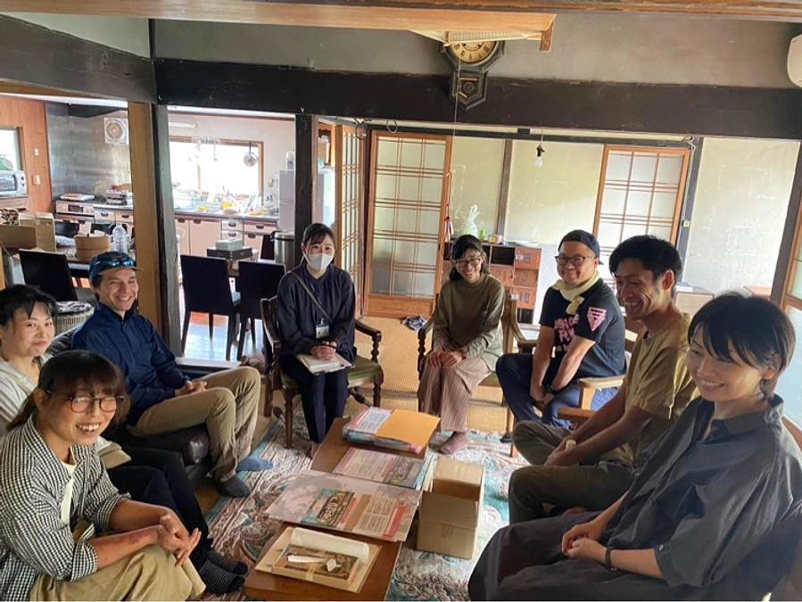 スコレー候補地の古民家の片付けをしてきました。