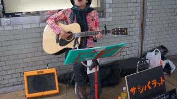 頑張るアーティストが自信をつけられるようなステージを用意する