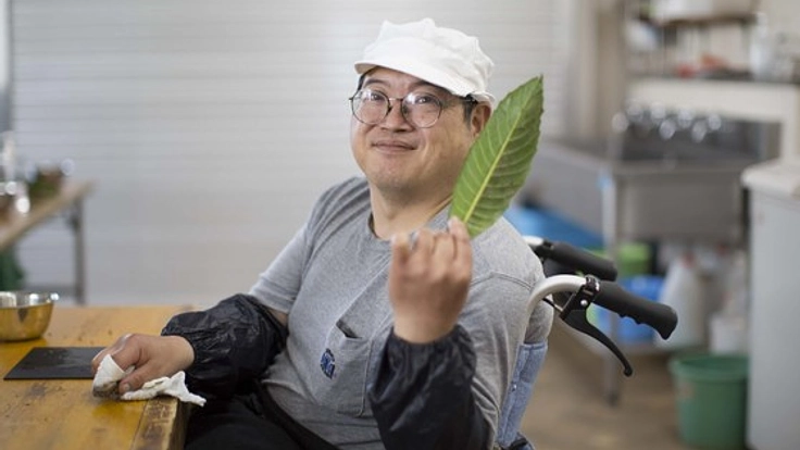 長崎ゆめびわ茶を使用した美味しいスイーツづくりプロジェクト