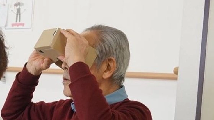 その場にいるように体感できる映像でお年寄りに海外旅行体験を！