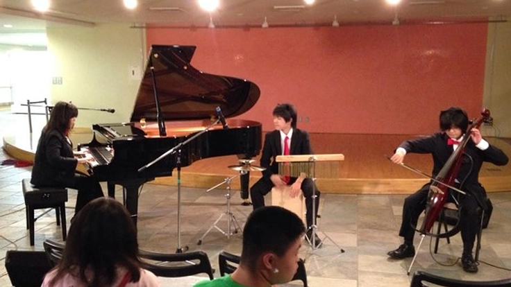 自分の音楽を簡単に広める仕組みづくりを目指しアメリカへ！