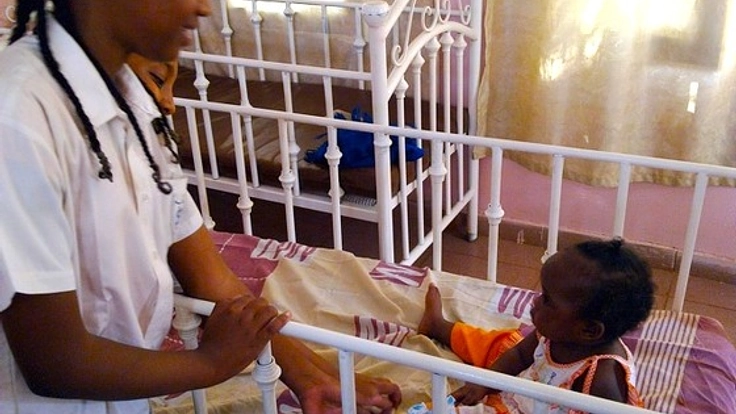 スーダンのマイゴマ孤児院に安定した食料と薬を届けたい！