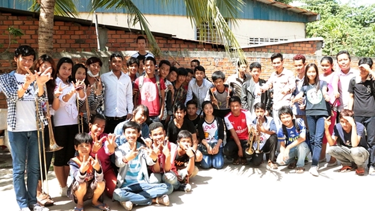 夢は国際大会に出場！カンボジア初のマーチングバンドに楽器を！