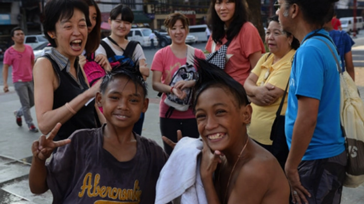 路上生活を送る子どもたちを支えるストリートエデュケーターを育てたい！