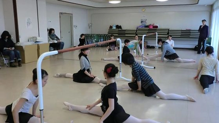 津波で流失したバレエ衣裳を購入し気仙沼で創立20周年公演を！